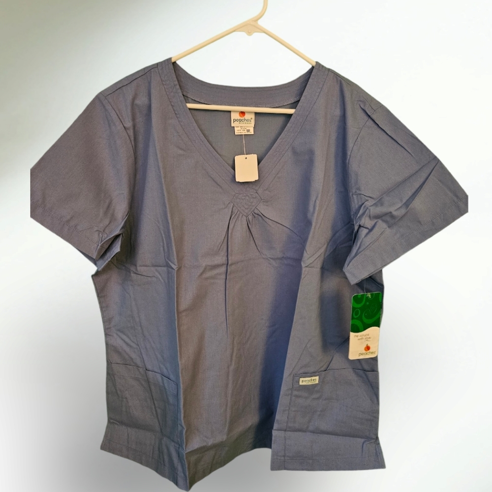 Peaches Uniforms Scrub Top